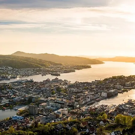 Exclusive Near Airport- Free Parking * Bergen