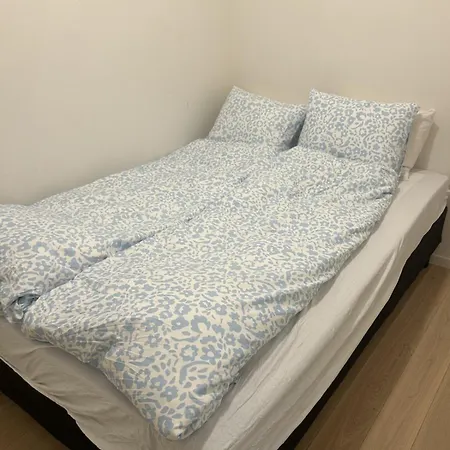 Exclusive Near Airport- Free Parking Apartamento Bergen