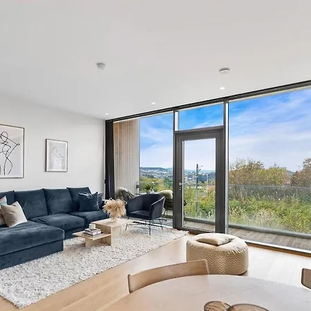 Exclusive Near Airport- Free Parking Apartamento Bergen